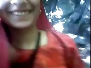 Indian Desi Village Girl Fucked by Beau in Jungle Porn Video