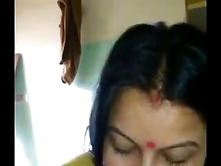 desi indian bhabhi blowjob and anal injection into labia - IndianHiddenCams.com